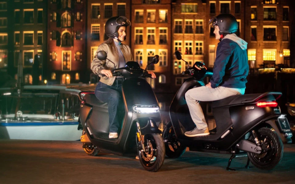 Segway eScooter E110S vista 7